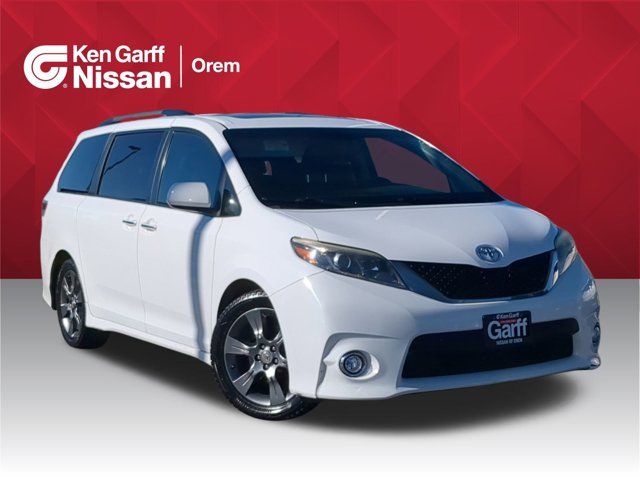 2016 Toyota Sienna 