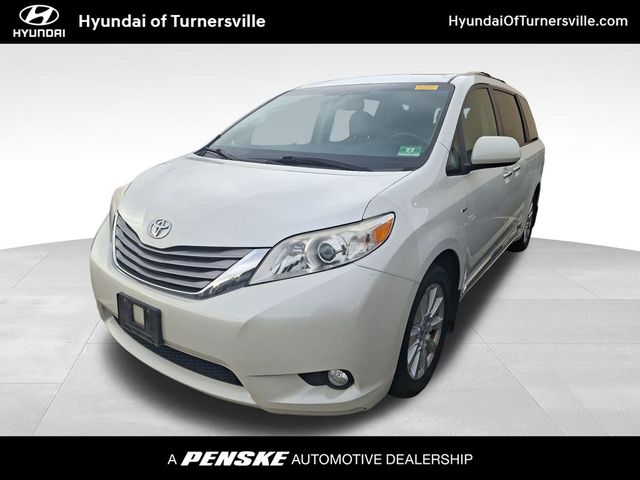 2016 Toyota Sienna XLE