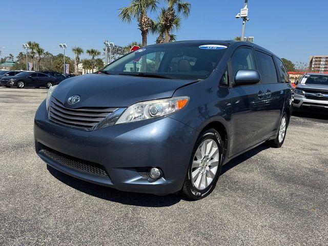 2016 Toyota Sienna XLE