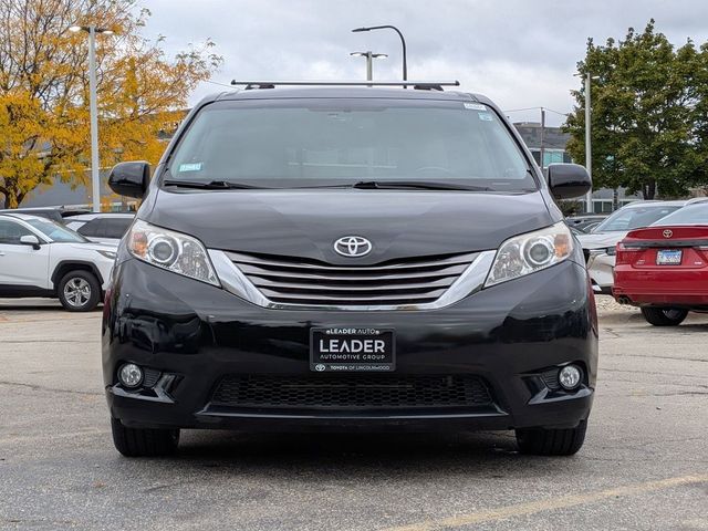 2016 Toyota Sienna XLE