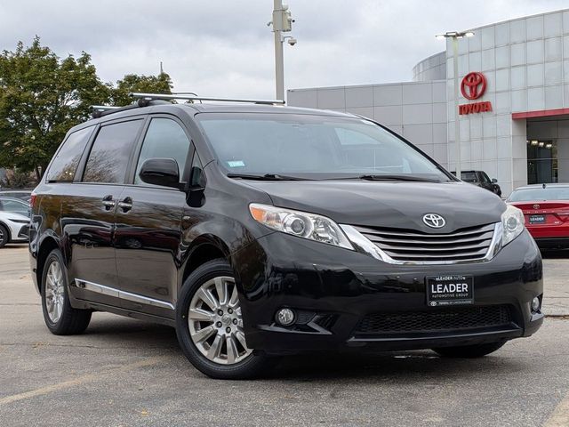 2016 Toyota Sienna XLE