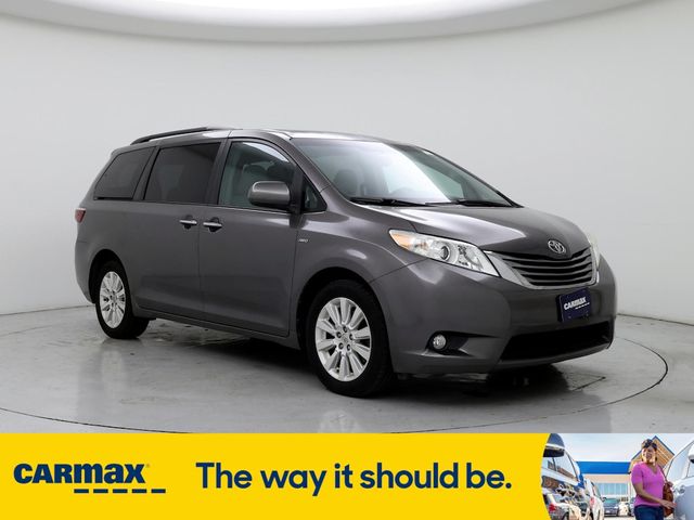 2016 Toyota Sienna XLE