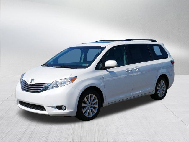 2016 Toyota Sienna XLE