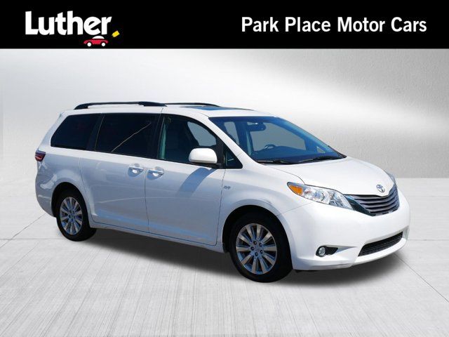 2016 Toyota Sienna XLE