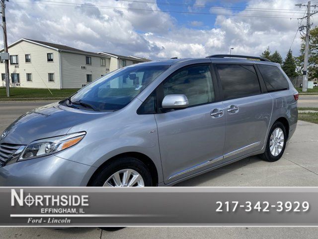 2016 Toyota Sienna XLE