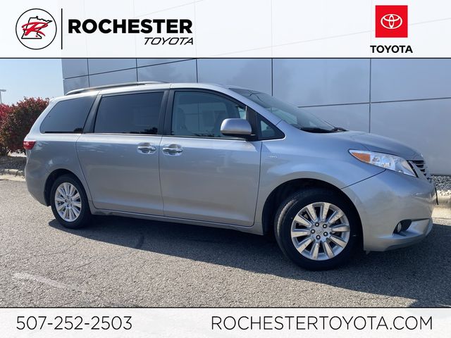 2016 Toyota Sienna XLE