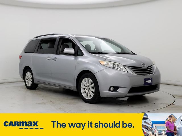 2016 Toyota Sienna XLE