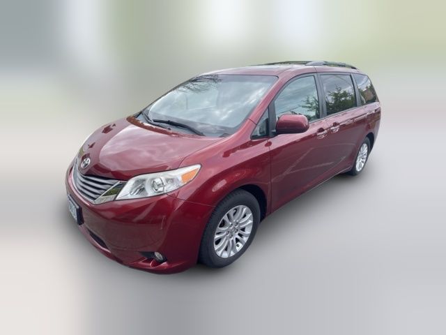 2016 Toyota Sienna XLE