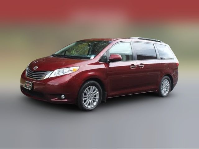 2016 Toyota Sienna XLE