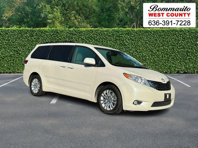 2016 Toyota Sienna 