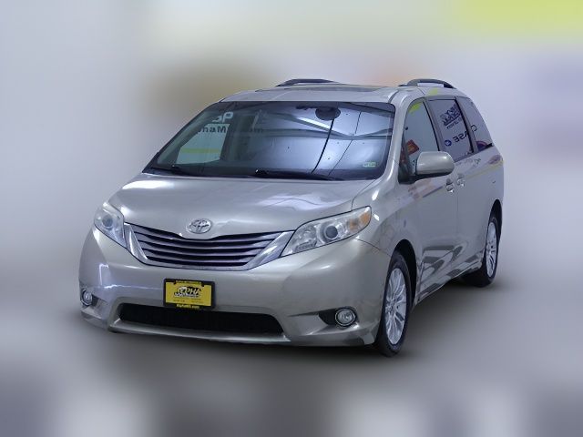 2016 Toyota Sienna XLE