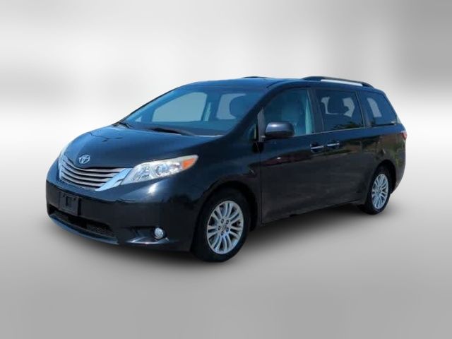 2016 Toyota Sienna XLE