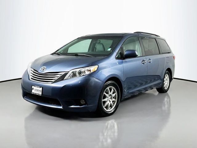 2016 Toyota Sienna XLE