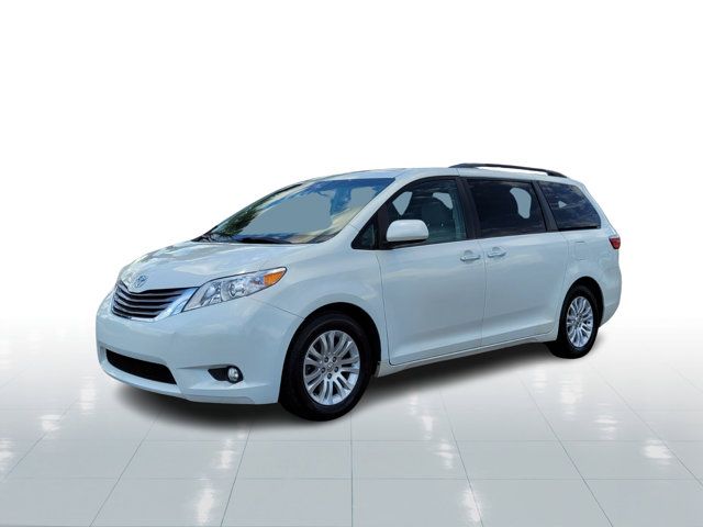 2016 Toyota Sienna XLE