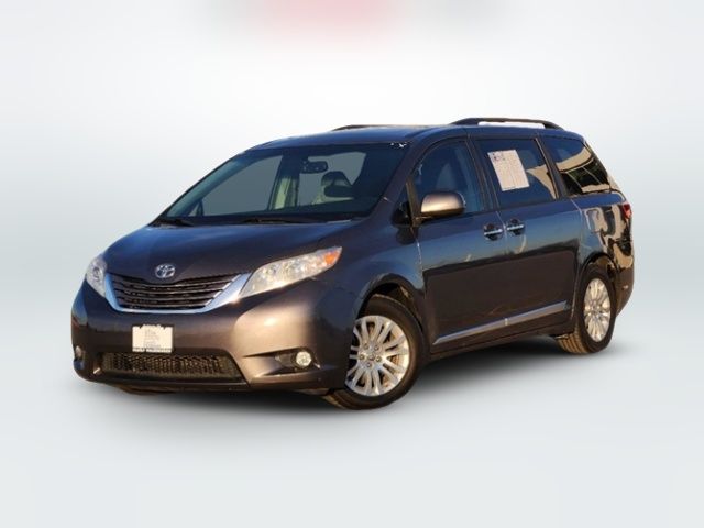 2016 Toyota Sienna XLE