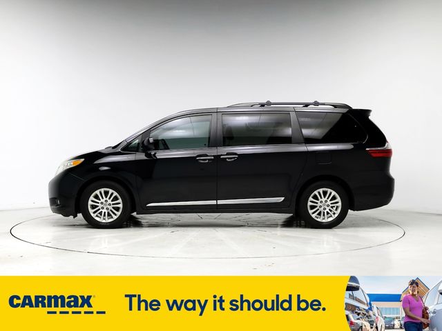 2016 Toyota Sienna XLE