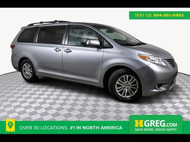 2016 Toyota Sienna XLE