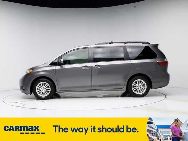 2016 Toyota Sienna XLE