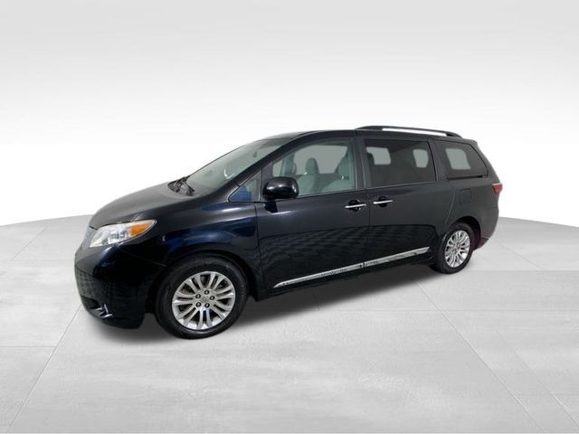 2016 Toyota Sienna XLE