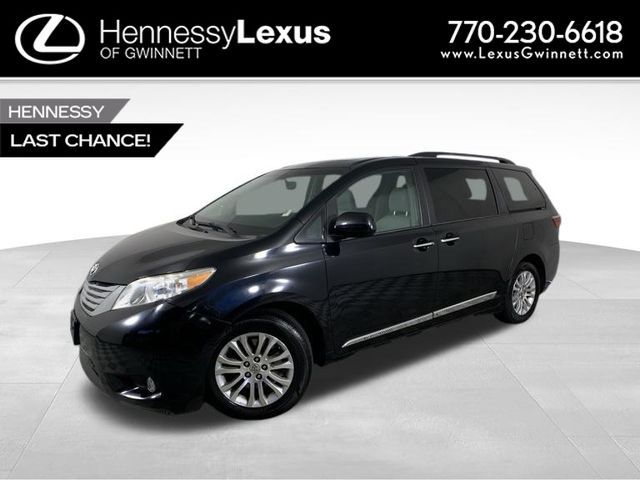 2016 Toyota Sienna XLE