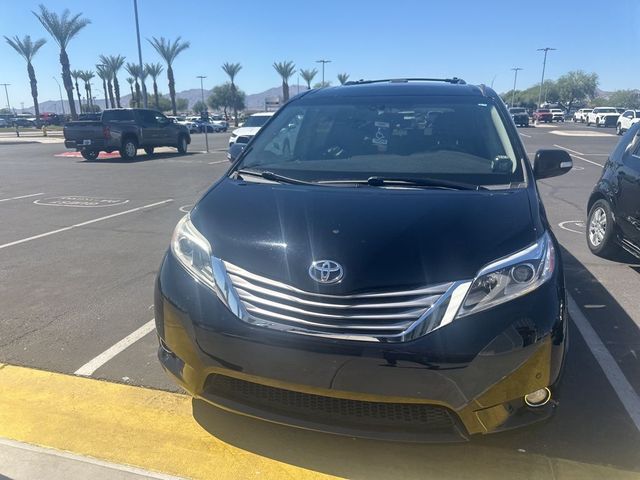 2016 Toyota Sienna XLE