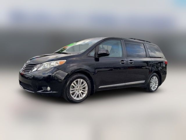 2016 Toyota Sienna 