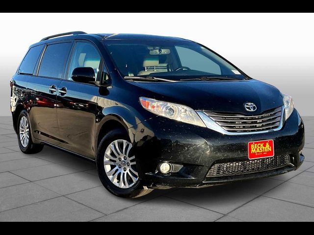 2016 Toyota Sienna XLE