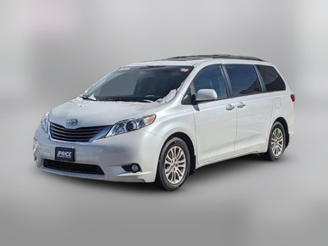 2016 Toyota Sienna XLE