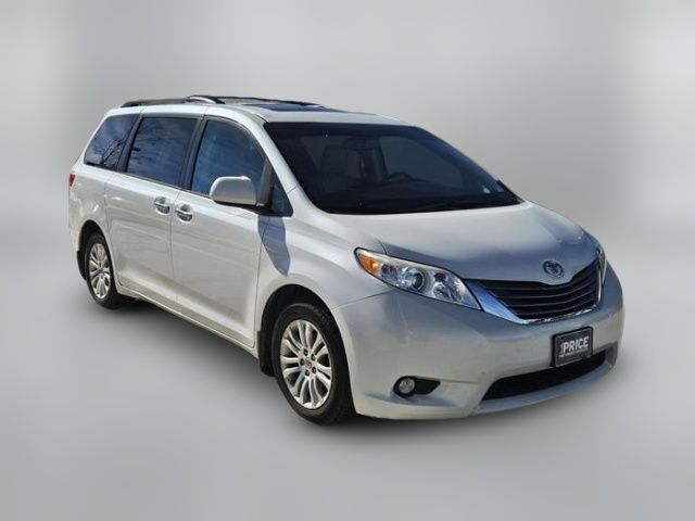 2016 Toyota Sienna XLE