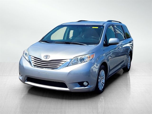 2016 Toyota Sienna XLE