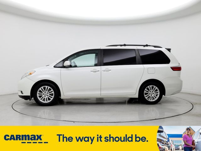 2016 Toyota Sienna XLE