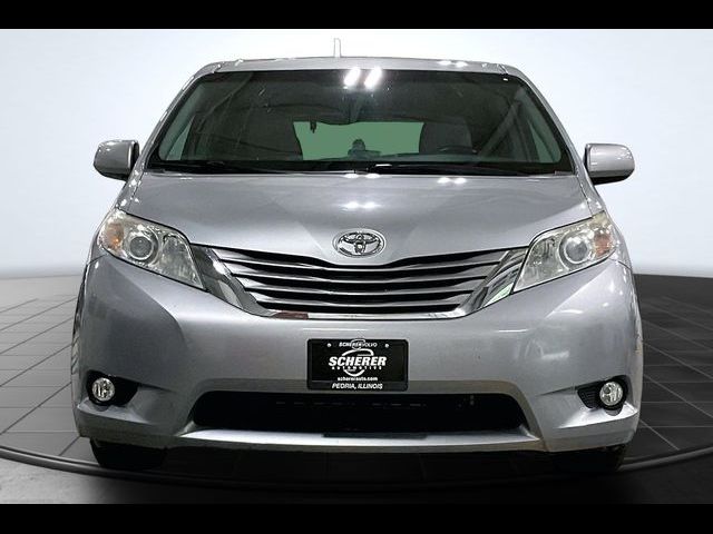 2016 Toyota Sienna XLE Premium