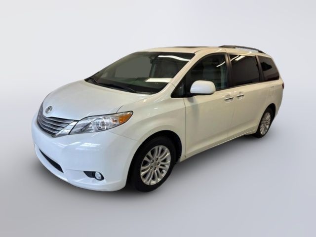2016 Toyota Sienna XLE