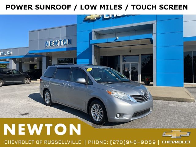 2016 Toyota Sienna XLE