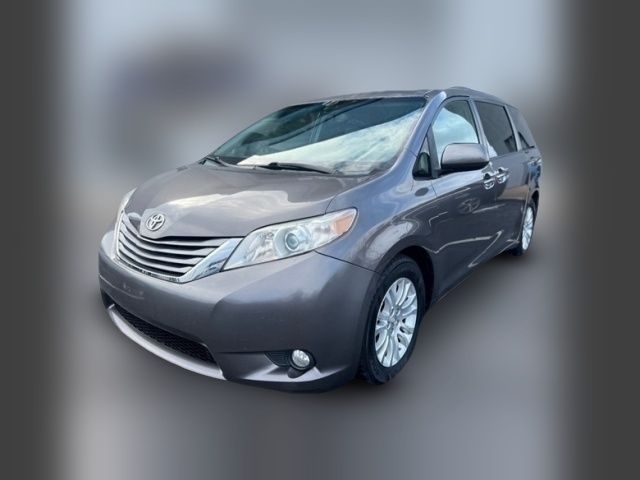 2016 Toyota Sienna XLE