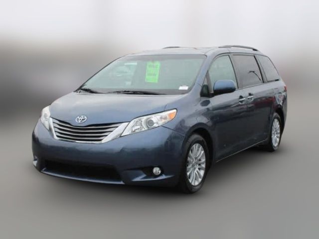 2016 Toyota Sienna XLE