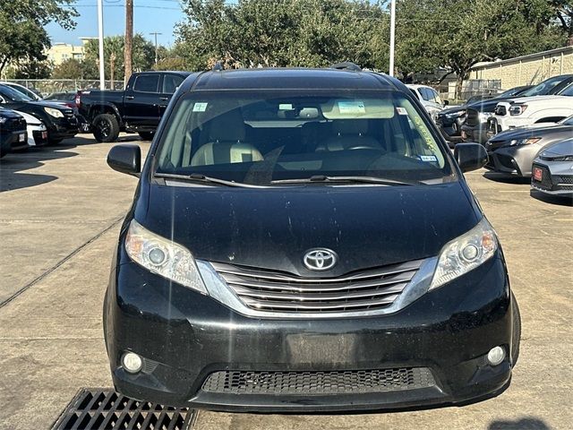 2016 Toyota Sienna XLE Premium