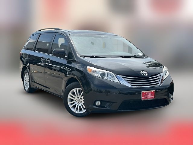 2016 Toyota Sienna XLE