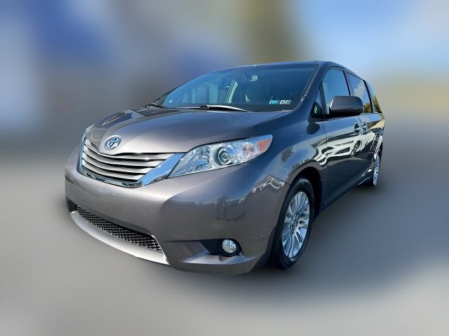 2016 Toyota Sienna XLE