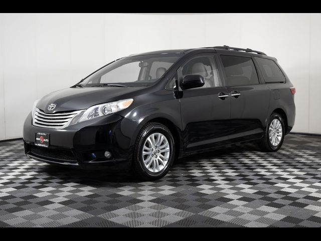 2016 Toyota Sienna 