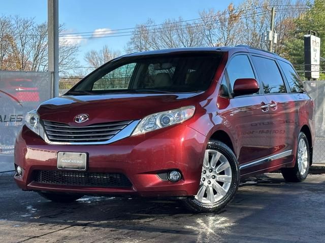 2016 Toyota Sienna XLE