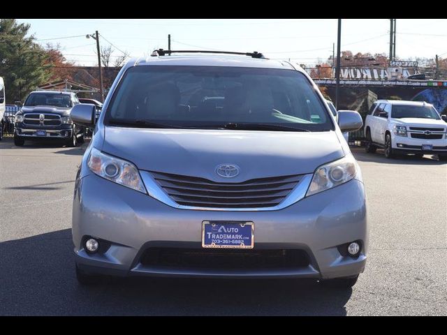 2016 Toyota Sienna XLE Premium