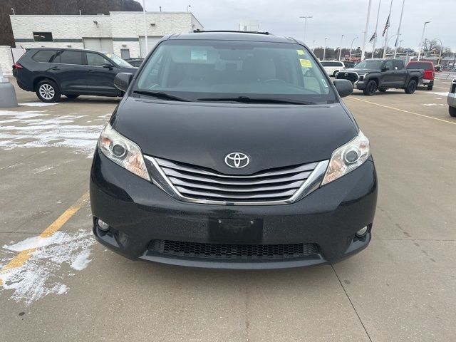 2016 Toyota Sienna XLE Premium