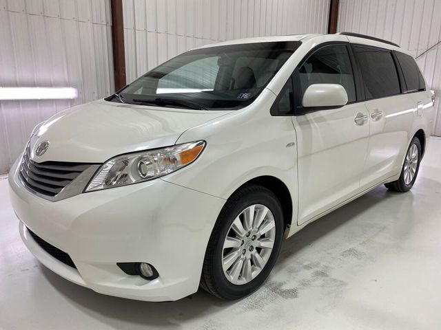 2016 Toyota Sienna XLE Premium