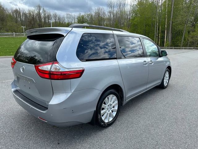 2016 Toyota Sienna XLE Premium