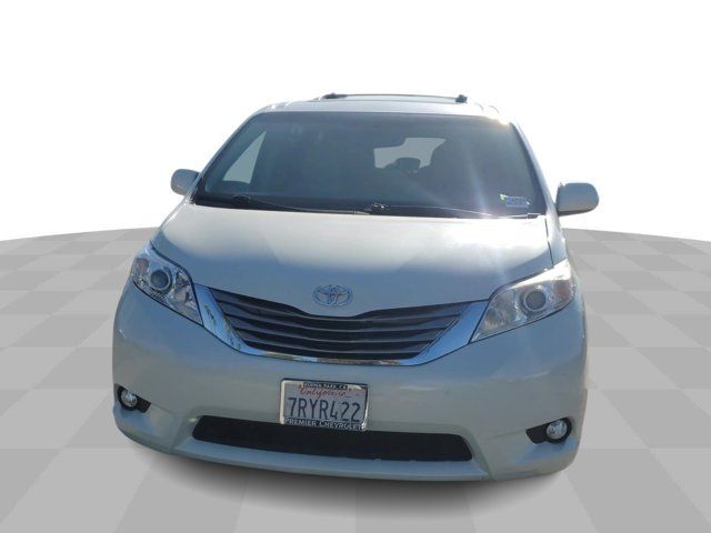 2016 Toyota Sienna XLE Premium