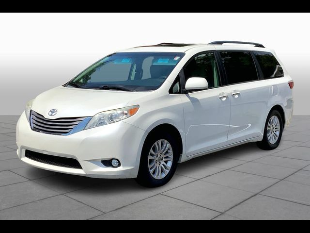 2016 Toyota Sienna XLE Premium