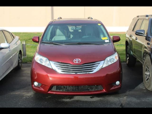 2016 Toyota Sienna XLE Premium