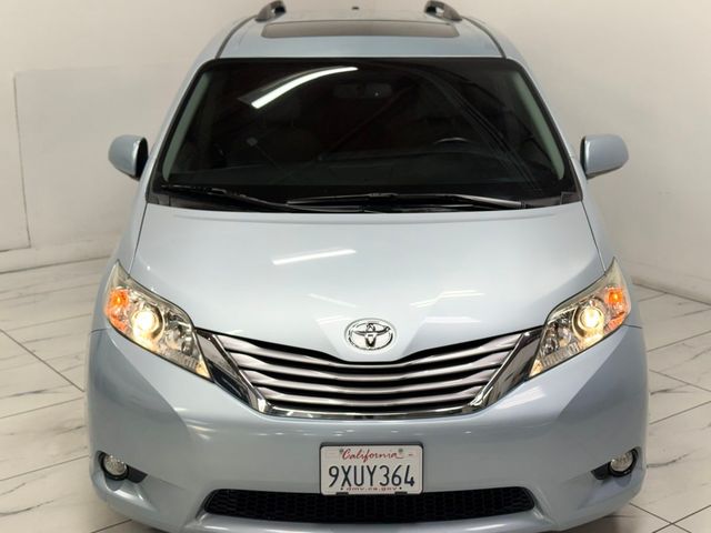2016 Toyota Sienna XLE Premium