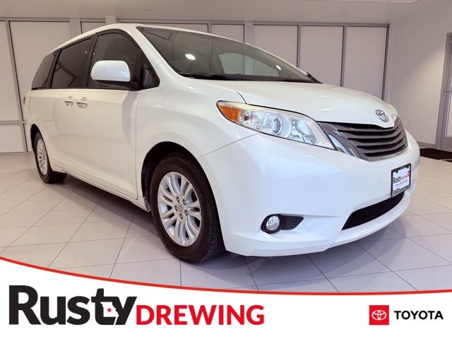 2016 Toyota Sienna XLE Premium